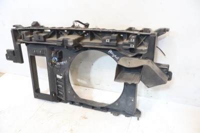 Pas передній peugeot 5008 i фото №1