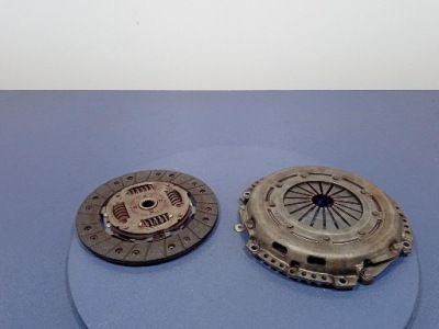 Citroen c3 picasso 1.4 vti 95 km сцепление прижим 3082001176 10fgag фото №1