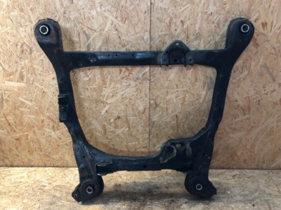 Підрамник поперечина toyota avalon xe10 3.0 v6 фото №1