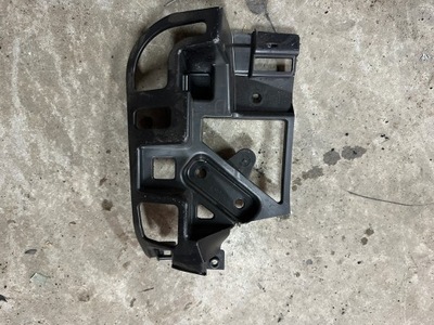 Peugeot 5008 направляющая бампера правый задняя фото №1