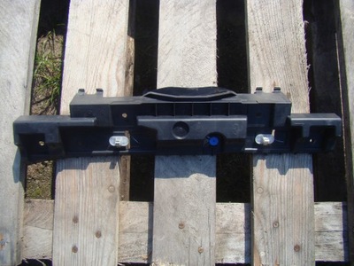 Scenic megane iv напрямна кронштейн поріг лівий фото №1