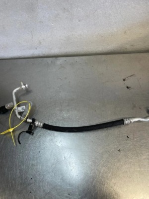 Шланг кондиционера renault kangoo iv 4 924106934r фото №1