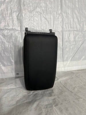 Outlander iii lift phev подлокотник фото №1