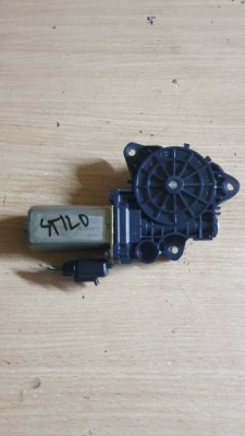 Моторчик підйому вікон лівий перед fiat stilo фото №1