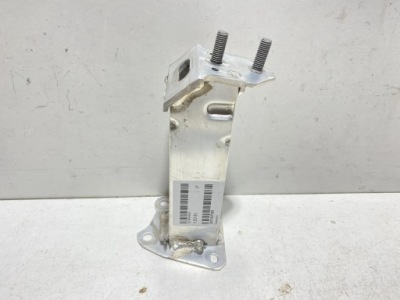 Toyota prius prime 2017- кронштейн бампера левая фото №1