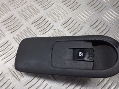 Панель окон правый перед renault scenic ii 1.6 156013740 фото №1