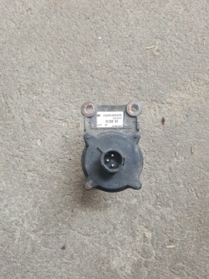 Клапан выравнивание подушек poziomka уровнемер renault dxi volvo fh fm фото №1