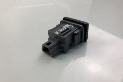 Кнопка esp toyota prius _w3_ 15b060 2011 фото №1