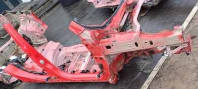 Підкрилок блок двигуна поріг лонжерон bok правий jeep renegade lift 2020r фото №1