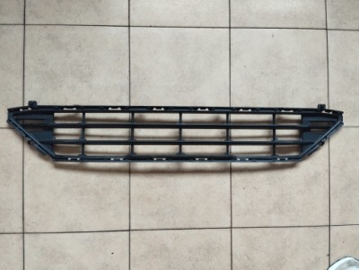 Volvo xc60 ii решётка средняя w бампер 32296070 фото №1