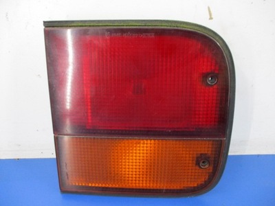 Mazda mpv lv лампа задня права кришки оригінал фото №1