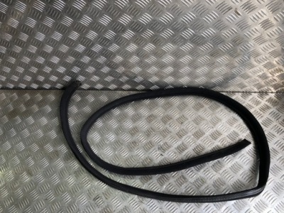 Mercedes s-klasa w140 прокладка кузовная левый задний фото №1