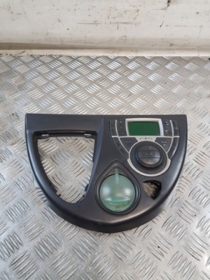 Панель обдув кондиционера рамка 14874990yr citroen c8 фото №1