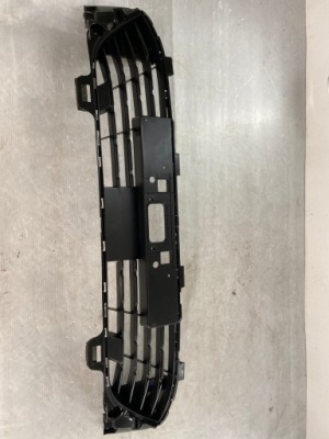 Renault clio v 19- решітка радіатора решітка радіатора решітка бампера перед фото №1