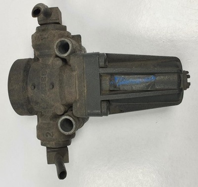 Клапан давления воздуха mercedes actros mp4 a0054298444 фото №1