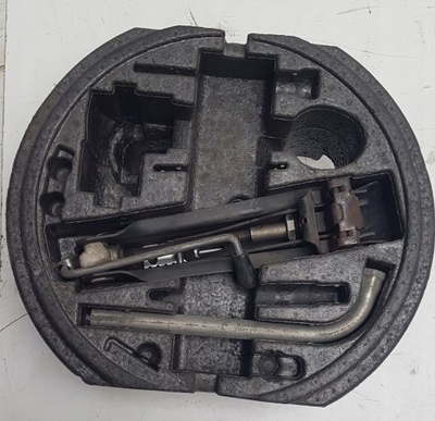 Вкладиш колеса запасного домкрат ключ seat altea фото №1