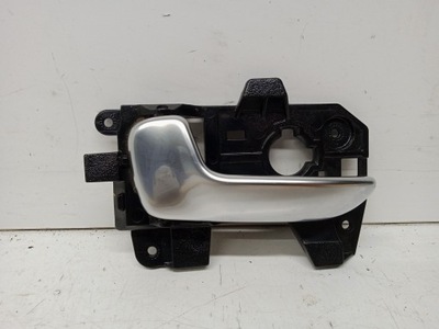 Kia carens iv ручка лівий перед внутрішня 2013- фото №1