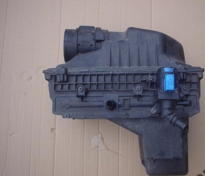 Peugeot 807 citroen c8 2.0 hdi корпус фильтра powi фото №1