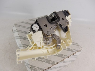 Замок двері лівий задня jeep renegade 68466963aa 52139904 оригінальний номер фото №1