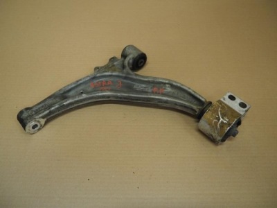 Важіль правий перед opel astra j gtc фото №1