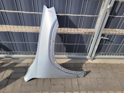 Mercedes glb - крило передній правий фото №1