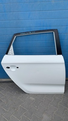 Kia carens 2012- дверь задняя задние правое фото №1