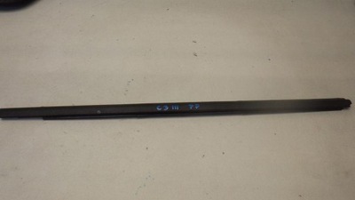 Молдинг уплотнитель правый перед citroen c3 iii фото №1