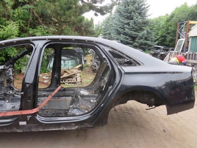 Чверть крила лівий задня long lz9y audi a8 d4 фото №1