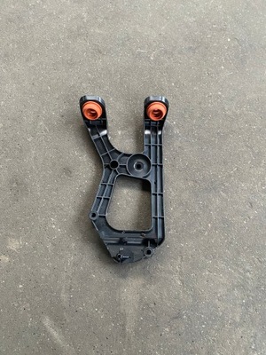 Audi a8 d5 кронштейн 4n0261153a фото №1