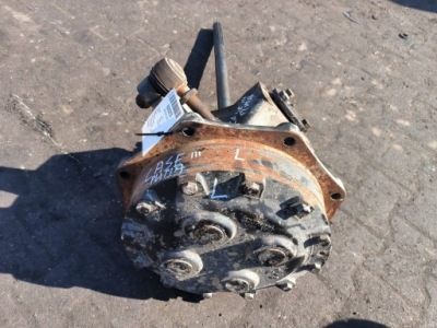 Поворотный кулак левая приводной вал pisata case puma 225 2011 фото №1