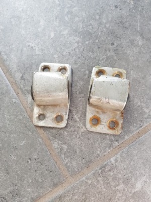 Засувки двері mercedes r107 l+p фото №1