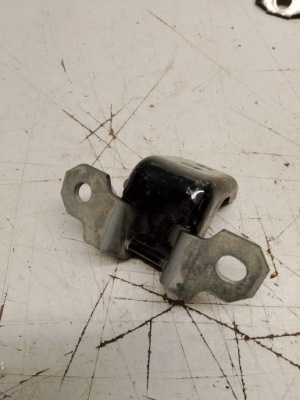 Renault megane iii петля двері правий задній фото №1