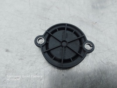 Захист колеса заглушка vw polo v 1.4 tsi 04e103111a фото №1