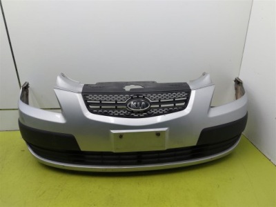 Бампер перед передний kia rio 2 2005-2009 дорестайлинг  clear silver фото №1