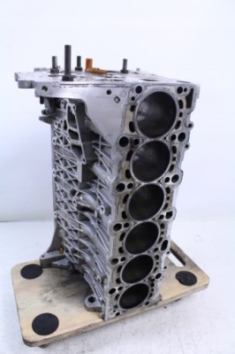 Блок двигателя bmw 3,0d m57 306d3 фото №1