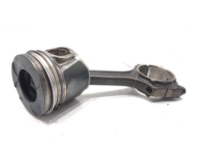 Поршень з шатун fiat grande punto 1.3 90km 73502643 фото №1