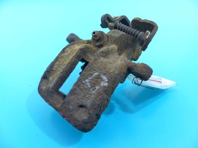 ZACISK TYŁ LEWY AUDI 80 B4 1.9 TDI SEDAN