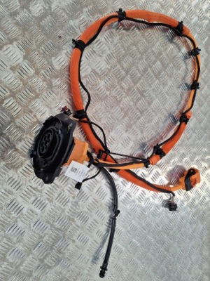 Mercedes glc w254 шланг заряджання роз'єм фото №1