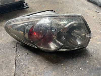 Alfa romeo 147 лампа задняя левая европа фото №1