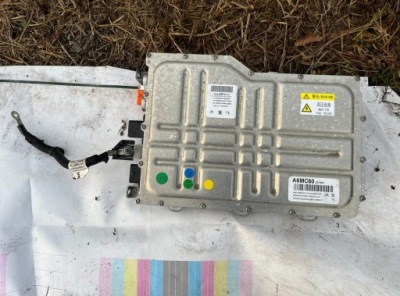 Opel peugeot зарядний пристрій акумулятор гібрид 20r.9838430180 оригінал фото №1