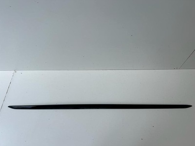 Audi a4 b9 8w0 молдинг поріг права 8w0853932 фото №1