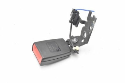 Кліпса поперечина лівий задній a2908600900 mercedes w213 фото №1