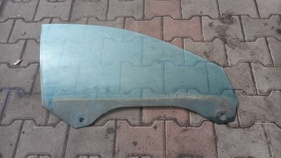 Стекло правая перед audi a6 c5 99r kombi фото №1