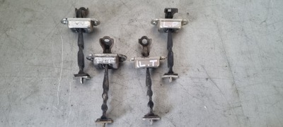 Nissan navara d40 pathfinder r51 ограничитель дверь фото №1