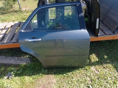 Chrysler 300c дверь правый  задняя фото №1