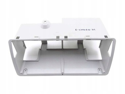 Iveco eurocargo 02-15 рамка радио бардачок фото №1