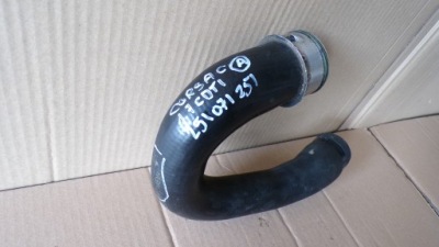 Corsa c 1.7 cdti шланг воздуха всасывающий 13101637 фото №1