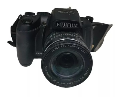 APARAT FUJIFILM FINEPIX HS25 EXR