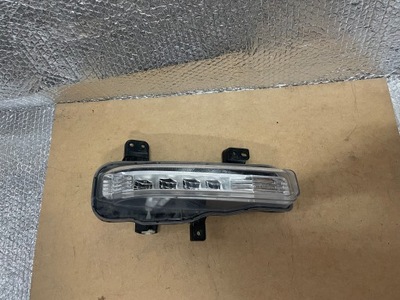 Ford explorer протитуманна фара led drl правий lb5b-15a254-ac фото №1