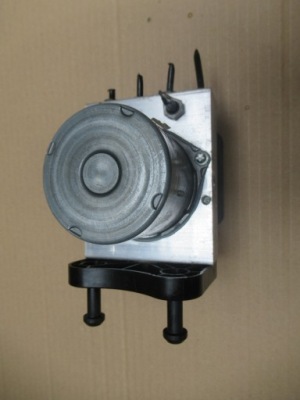 Насос abs mercedes amg gt x290 w290 a2909008002 фото №1